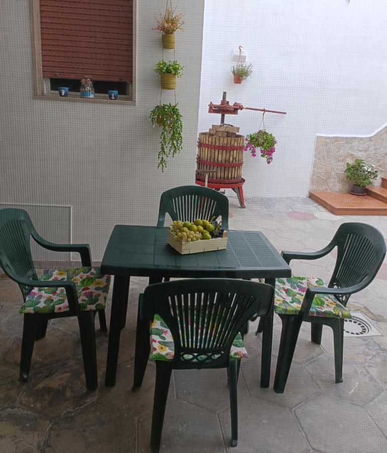 Casa Vacanze Campi Salentina Exterior photo
